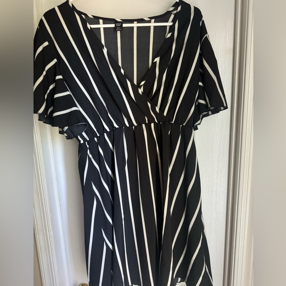 Stripped sundress - Picture 1 of 4